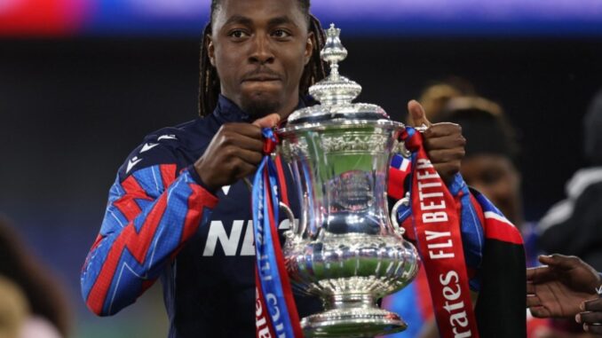 Alamy_Live_EFL_Premier_League_Crystal_Palace_v_Wolverhampton_3BCRKK9jpg-JS996885327